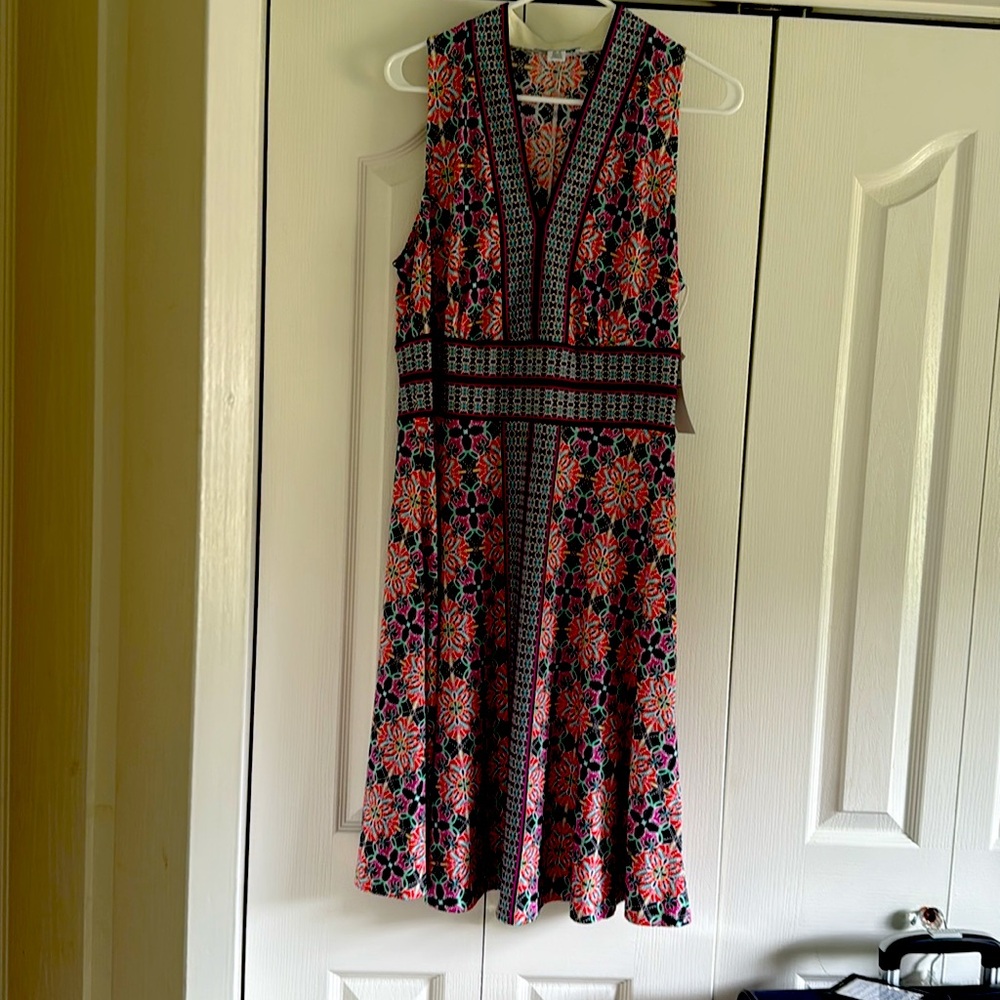 London Times Pink and Blue Sleeveless V-Neck Midi Sundress